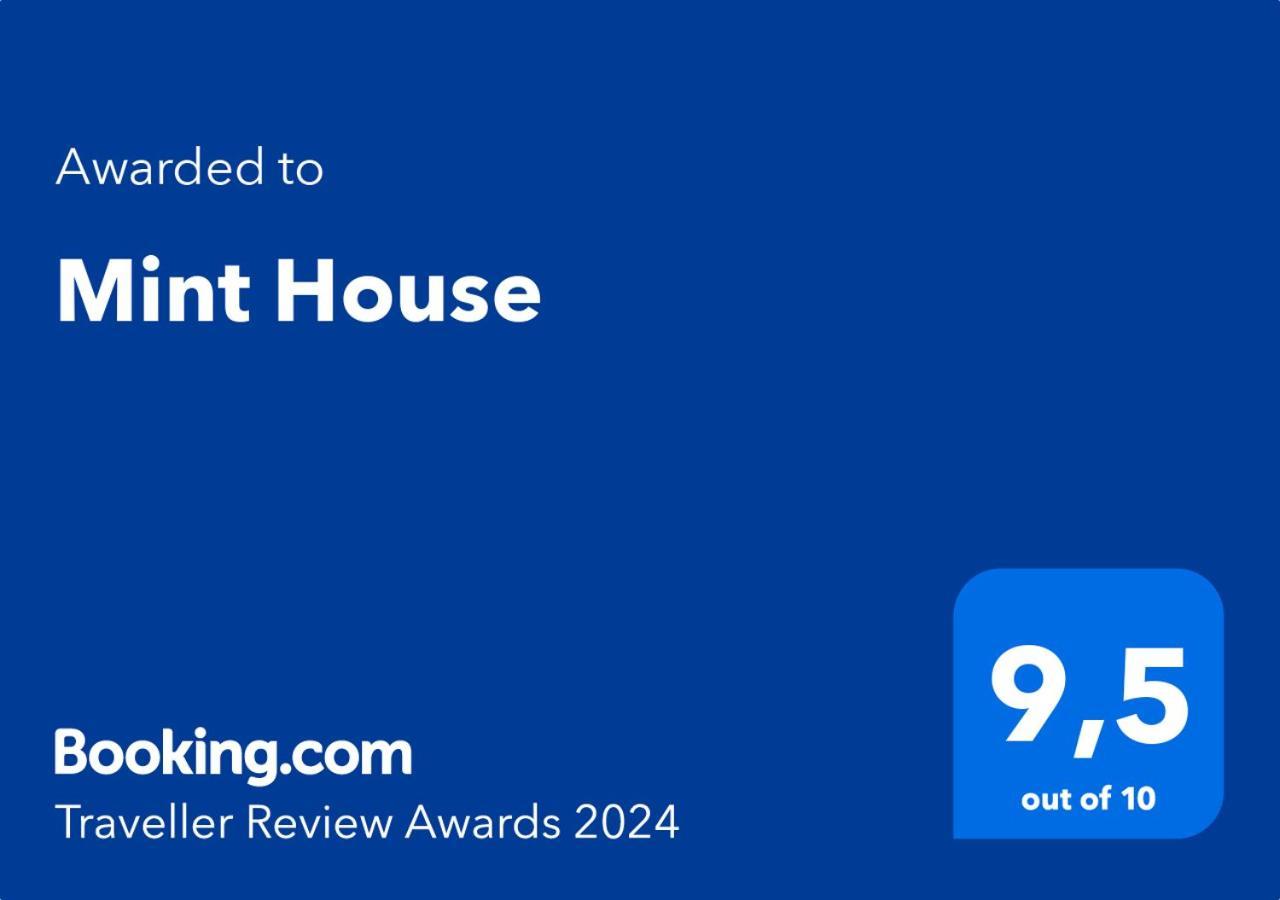 Mint House Apartment Ioannina Ngoại thất bức ảnh